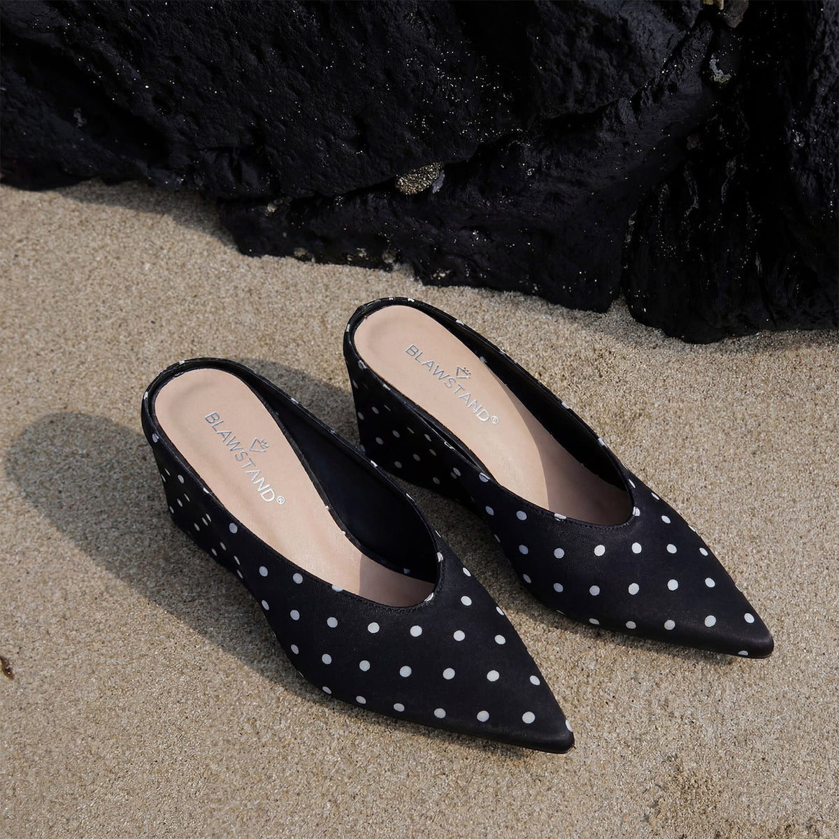 Elegant And Classic Polka-dot Wedge-pointed-toe Pumps