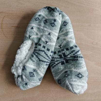 Warm And Lovely Glue-dispensing Non-slip Floor Shoes