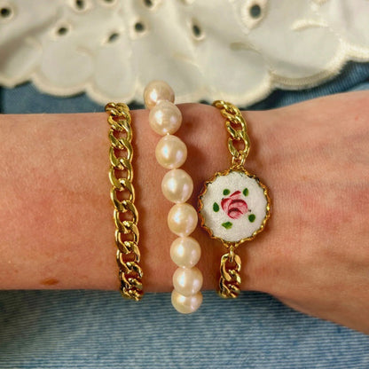 French Retro Oil-Painting-Style Floral Pendant Bracelet