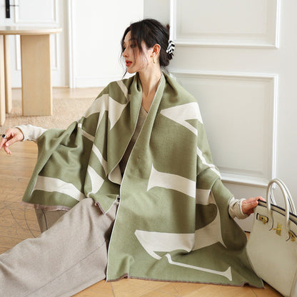 Female Versatile Fashion Thickened Warm Cashmere Scarf