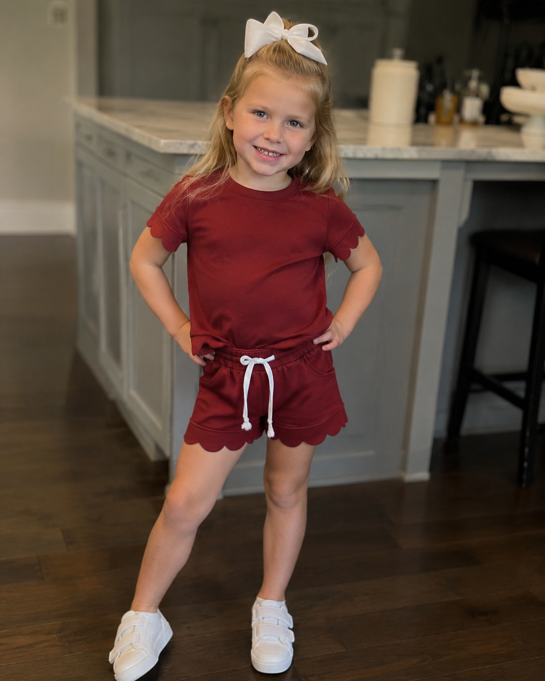 Short sleeves maroon scallop top shorts kids girls team outfits