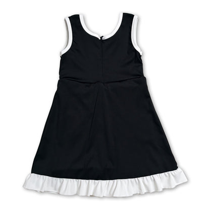 Sleeveless black white scallop girls athletic dress