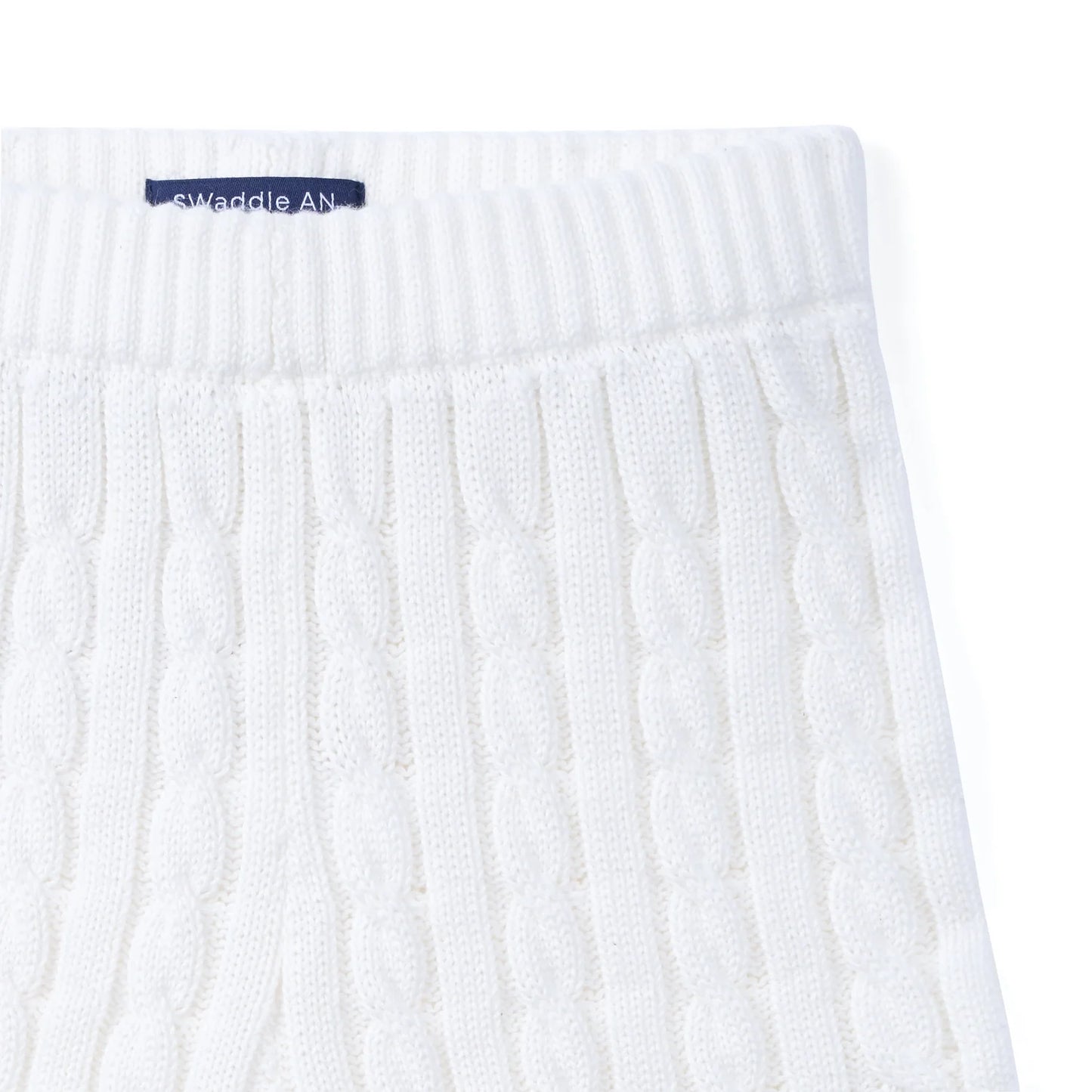 Cable Knit Short in White