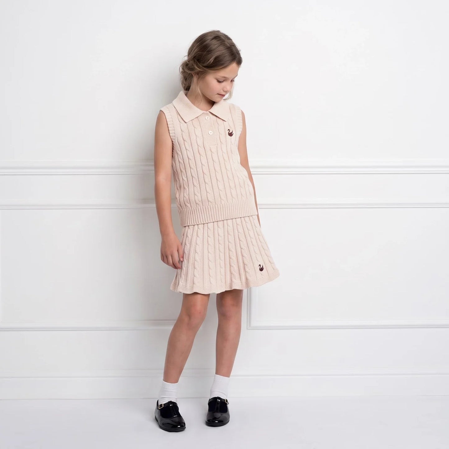 Cable Knit Sleeveless Polo Shirt in Beige