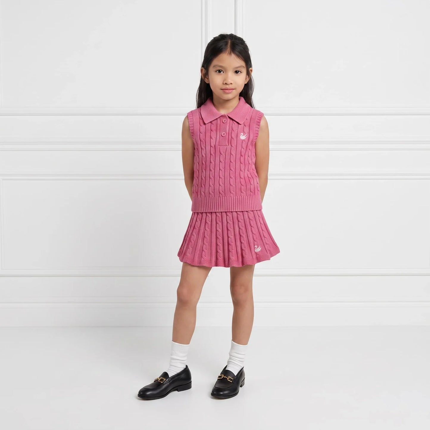 Cable Knit Sleeveless Polo Shirt in Rose Pink