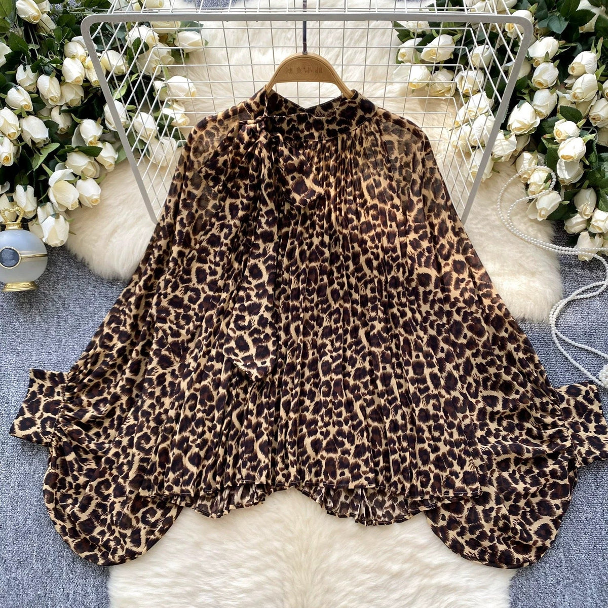 Chic Top In The Chanel-inspired European And American Style