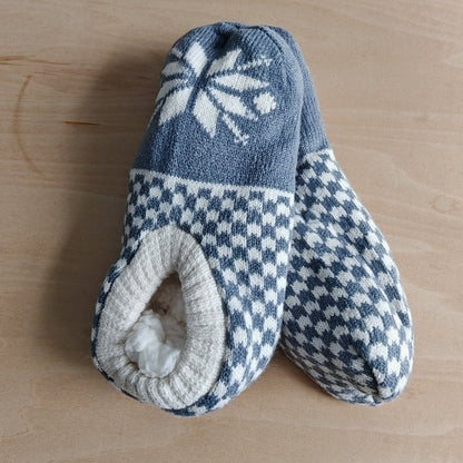 Warm And Lovely Glue-dispensing Non-slip Floor Shoes