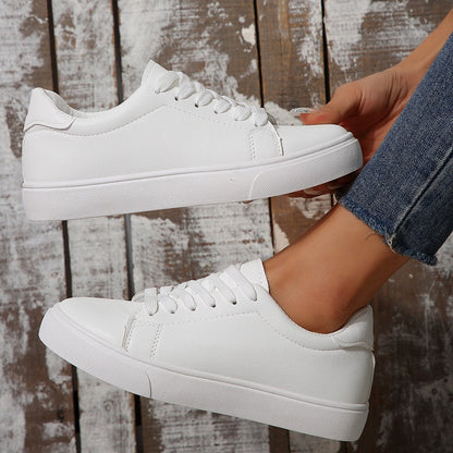 Plus-size Casual Versatile White Flat Shoes Laced Korean-style Low-top Sneakers