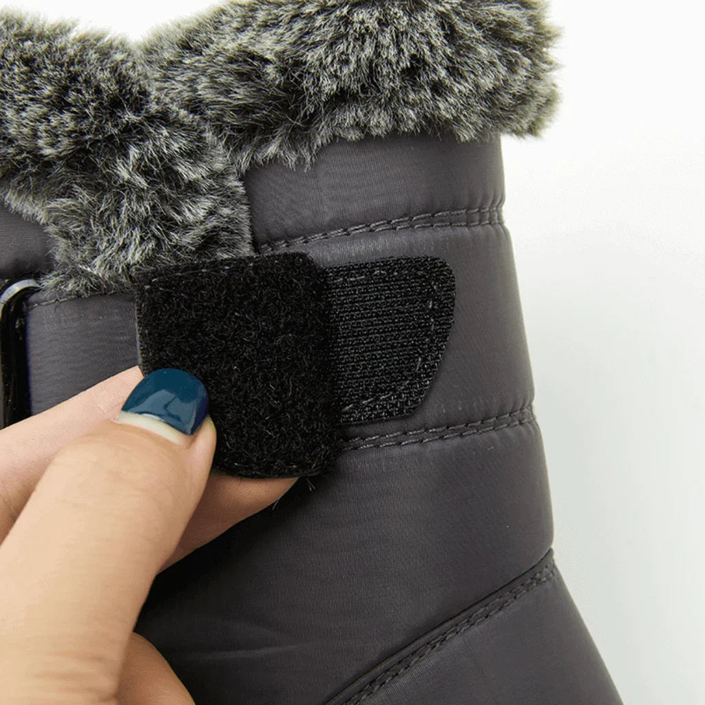 Face Winter with Style and Comfort - # BOAA73210001
