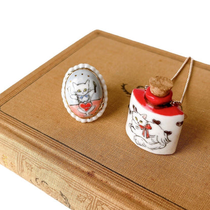 Fresh Fashionable And Soothing Cat-themed Necklace