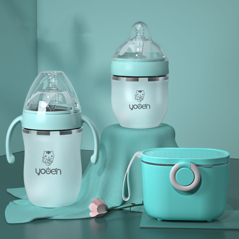 Silicone Baby Bottle | With Soft Straw and Anti-Drop Design - # BAGE21810007